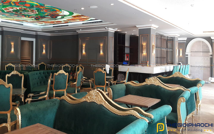 Thi công phào chỉ trần, chỉ khung tường khách sạn MAJESTIC